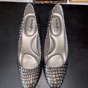 Coach and Four Gray and Black Snakeskin Heels
